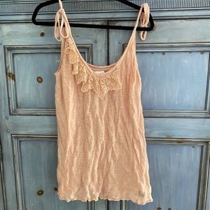 Anthropologie Laureate Lane peach sleeveless top